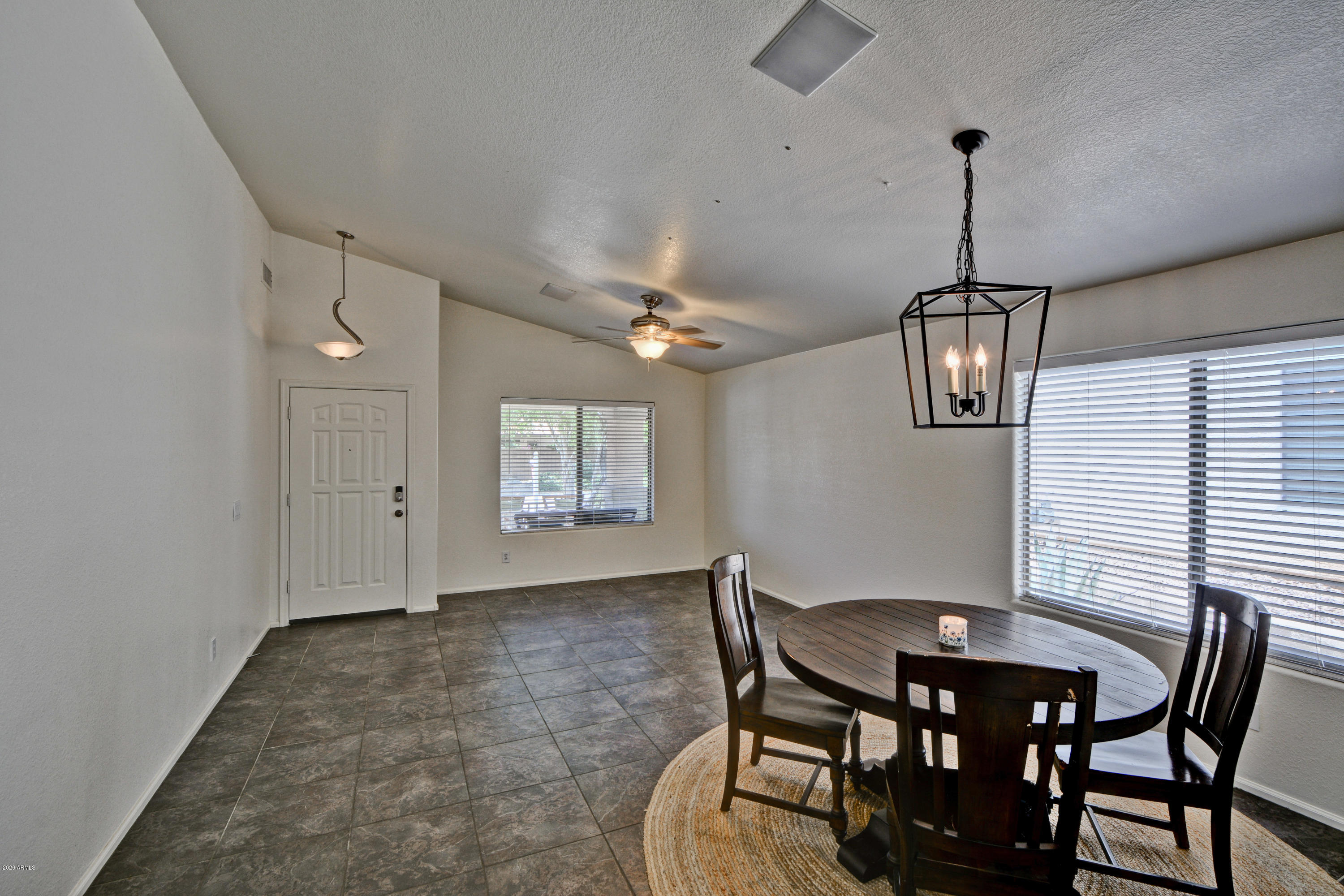 28619 North Nobel Road Phoenix, AZ 85085 - Photo 9 of 38 Nobel (9)