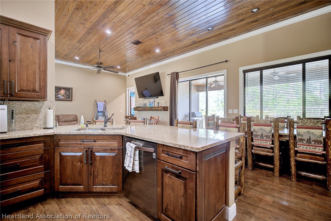 5008 Oak Road Sebring, FL 33875 - Photo 15 of 42