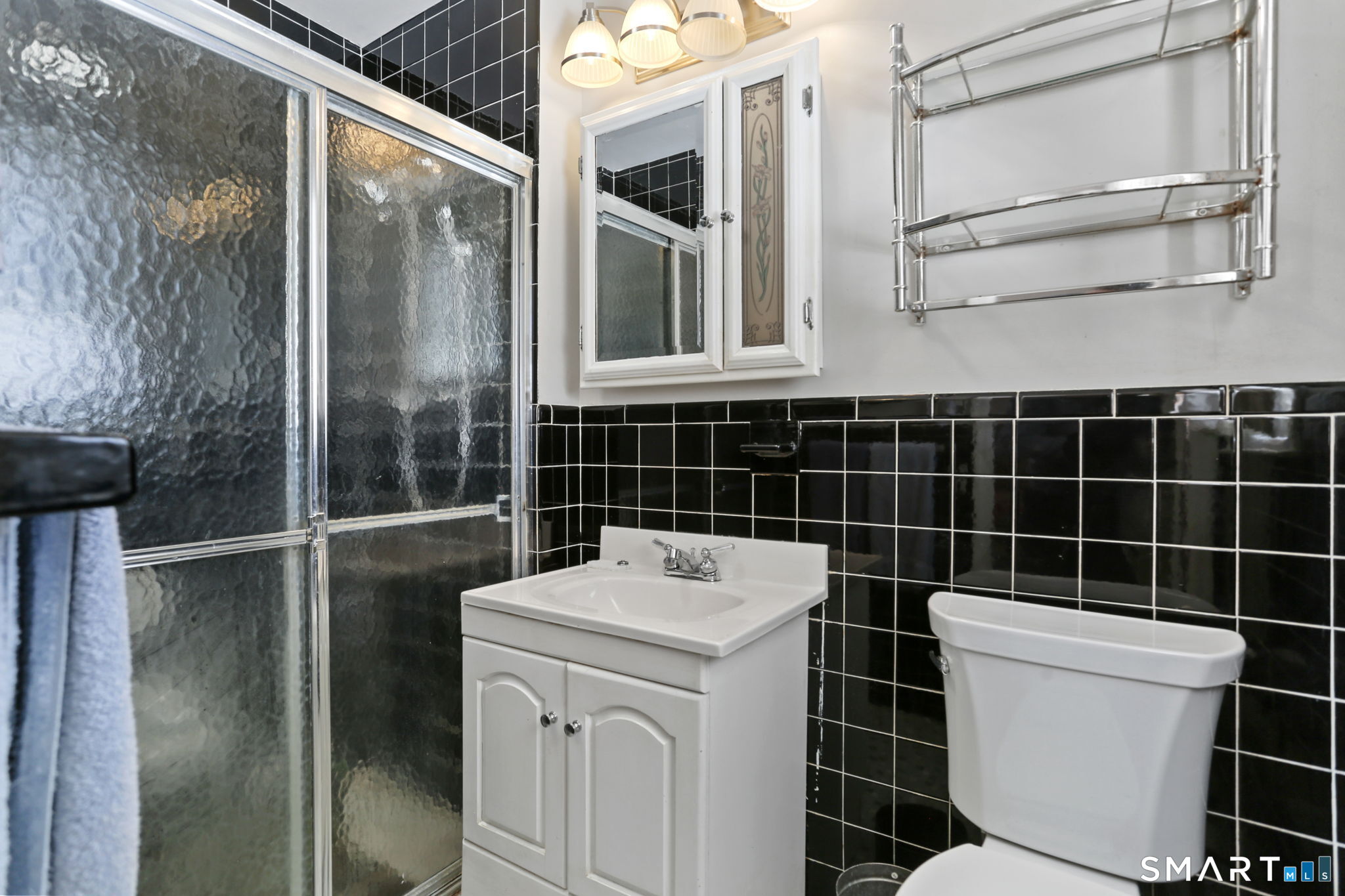 97 Greenbrier Road Trumbull, CT 06611 - Photo 32 of 45