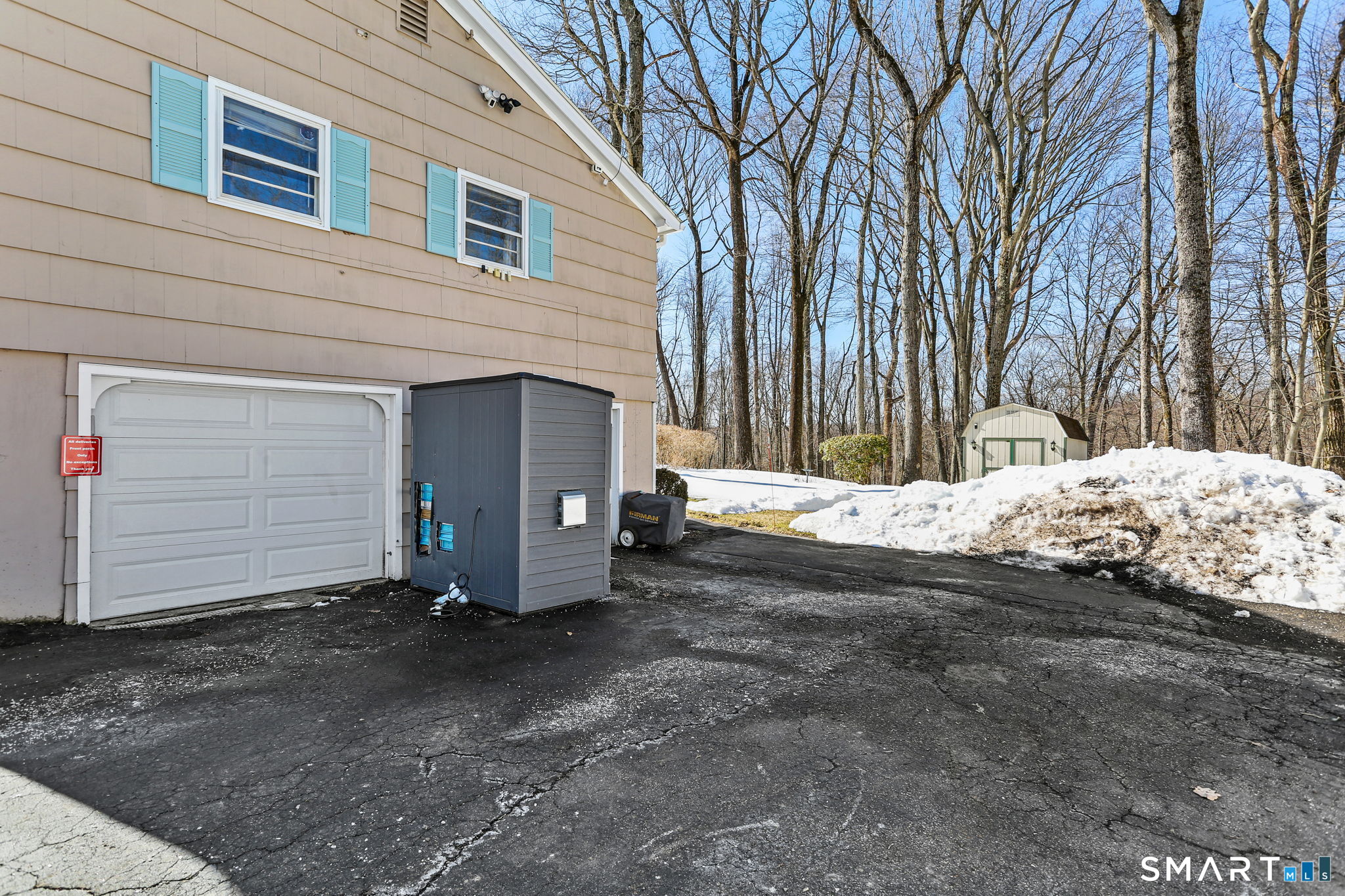 97 Greenbrier Road Trumbull, CT 06611 - Photo 38 of 45