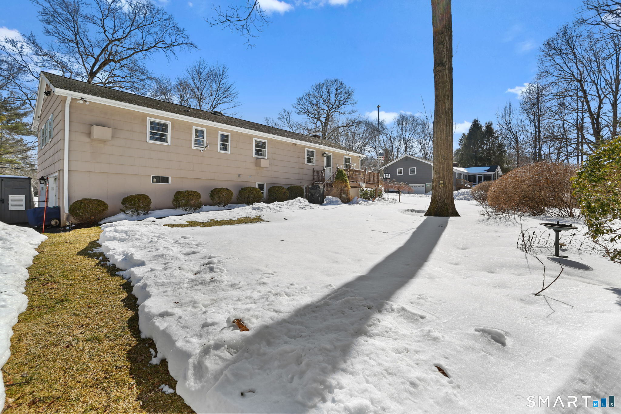 97 Greenbrier Road Trumbull, CT 06611 - Photo 40 of 45