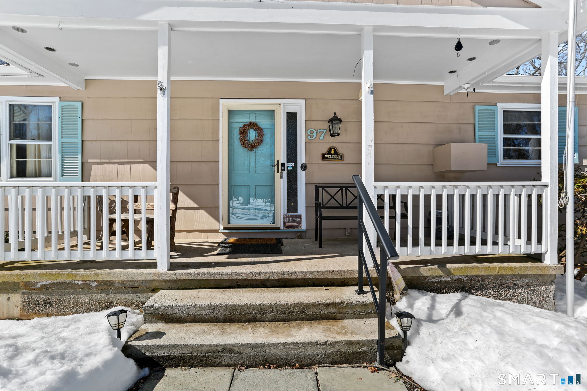 97 Greenbrier Road Trumbull, CT 06611 - Photo 4 of 45