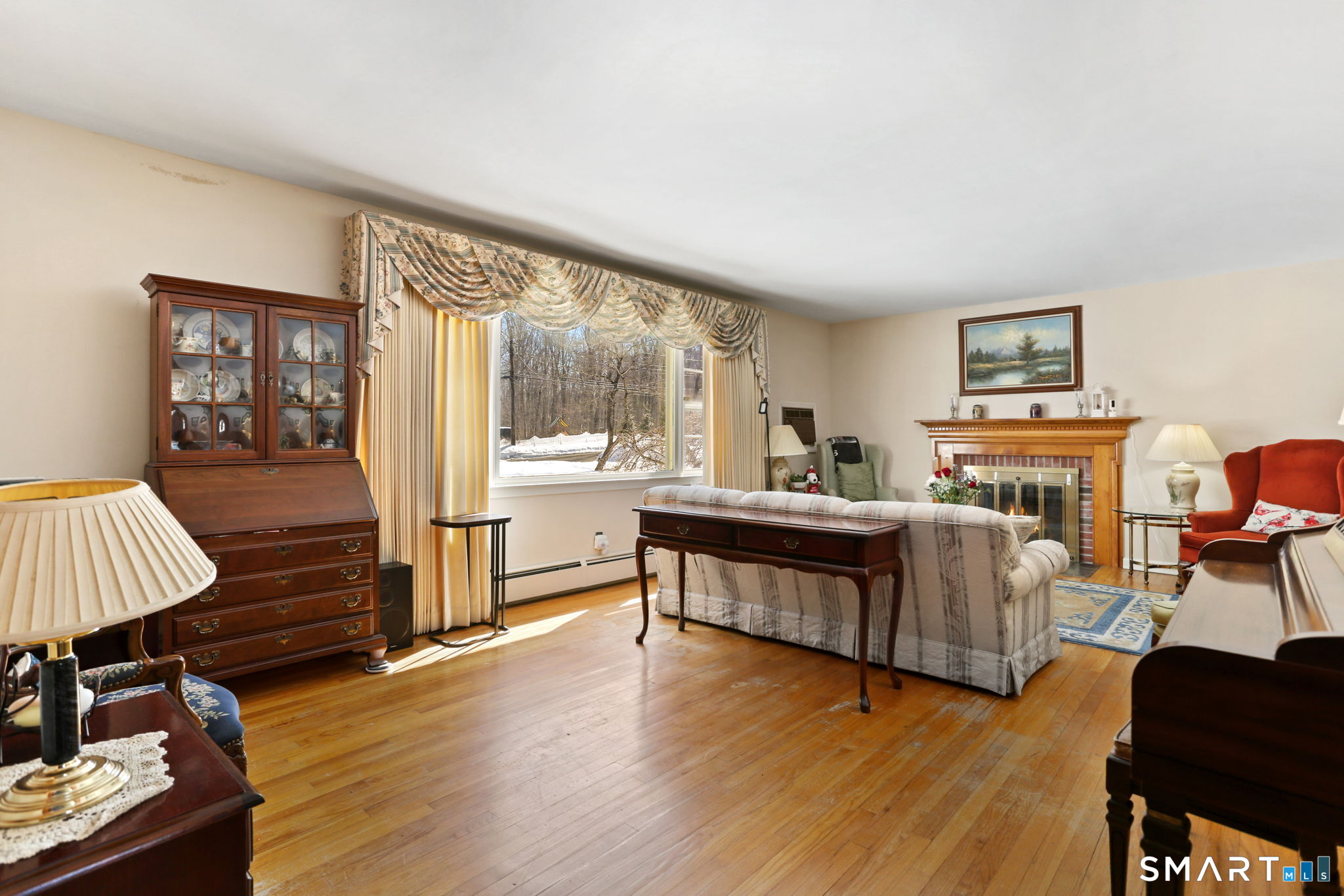 97 Greenbrier Road Trumbull, CT 06611 - Photo 9 of 45