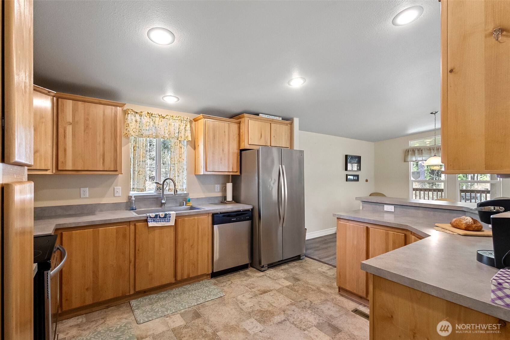 160 East Sleeper Road Oak Harbor, WA 98277 - Photo 14 of 25 Gallery Image 14