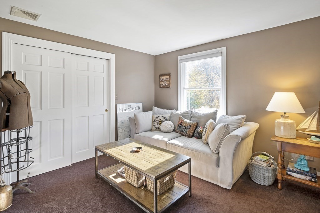 386 Commonwealth Road Wayland, MA 01778 - Photo 16 of 22 Gallery Image 16
