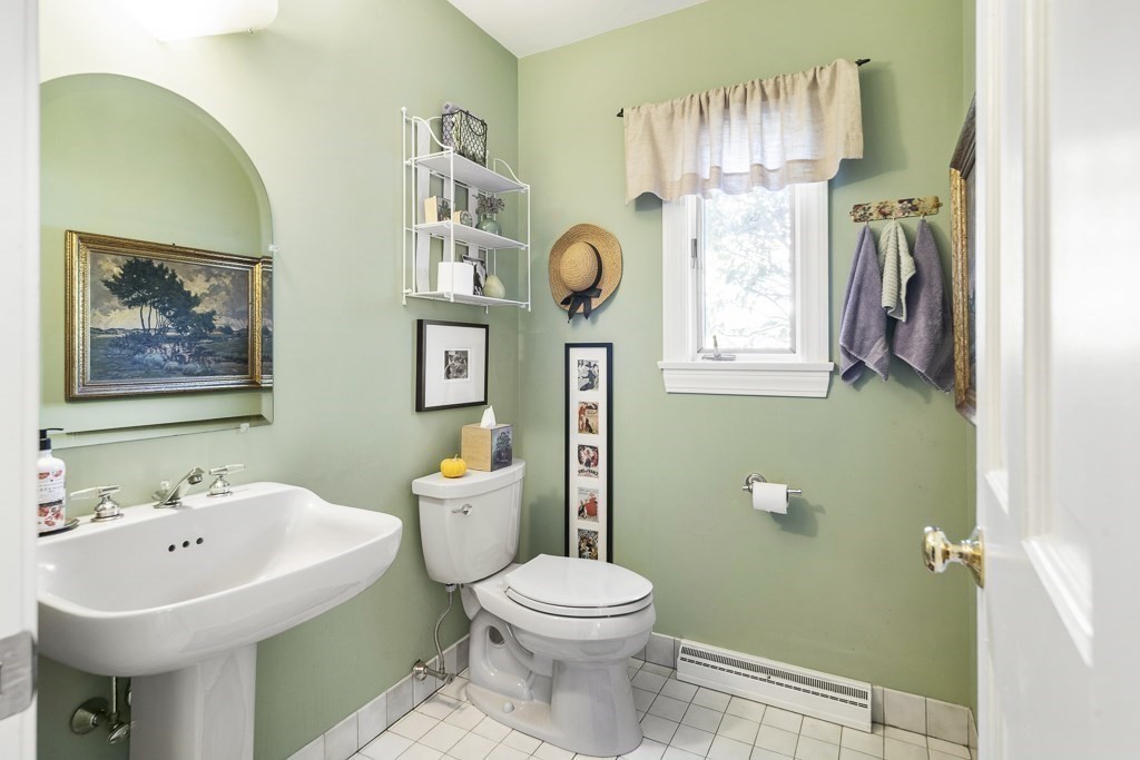 386 Commonwealth Road Wayland, MA 01778 - Photo 9 of 22 Gallery Image 9