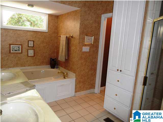 2112 Blue Ridge Boulevard Birmingham, AL 35226 - Photo 14 of 26