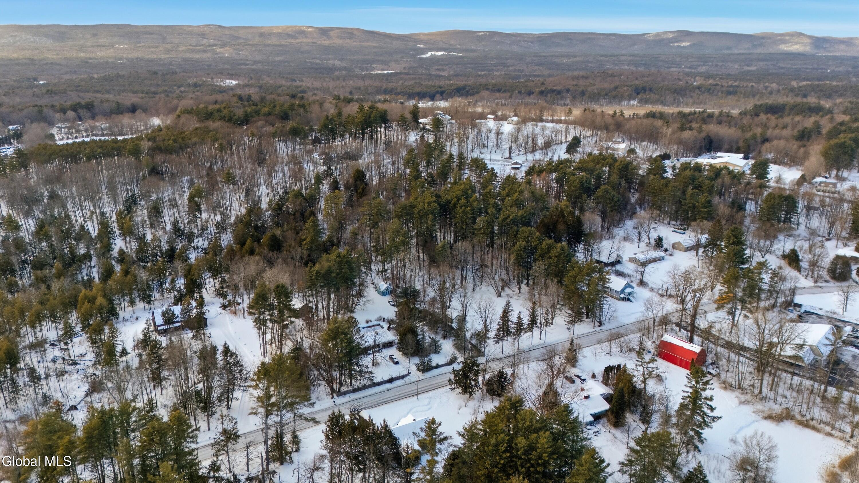 24 Grange Road Greenfield, NY 12833 - Photo 5 of 39 photo_005