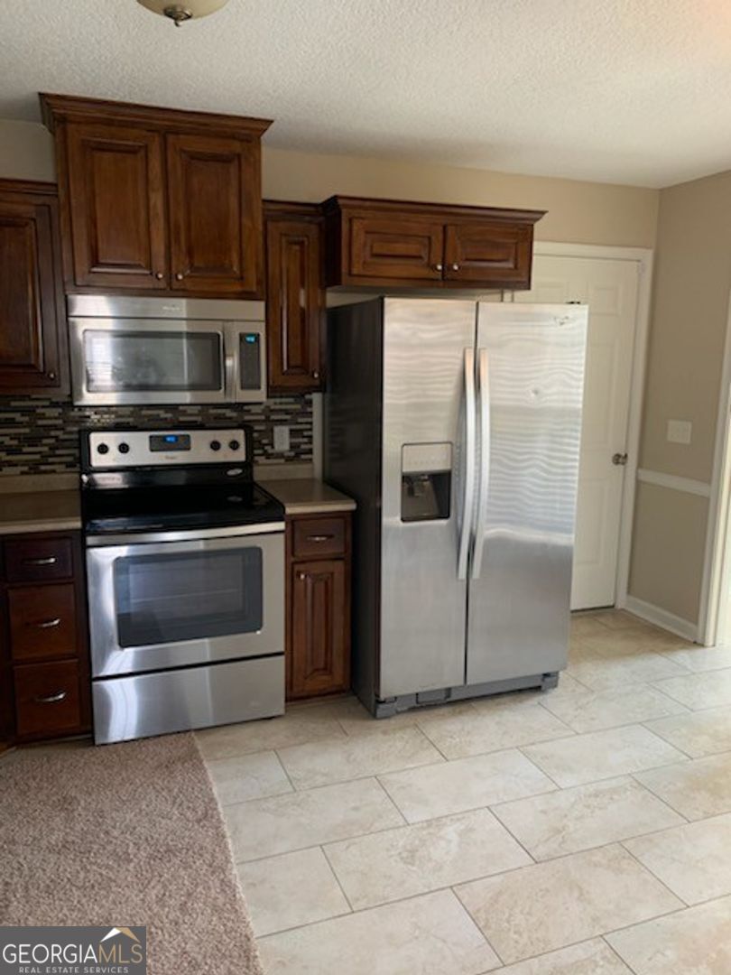 205 Augusta Way Hinesville, GA 31313 - Photo 9 of 21