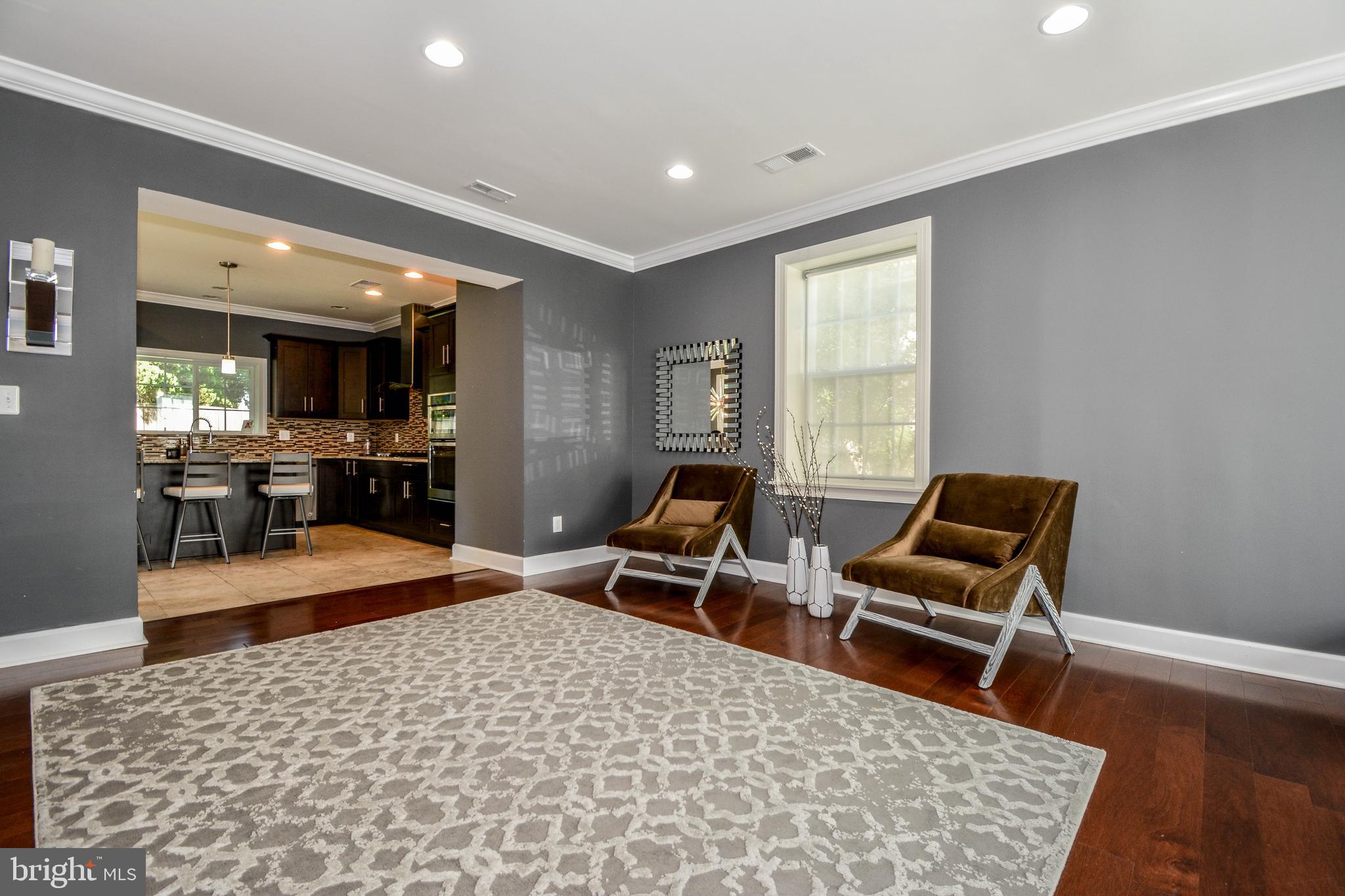 5219 Dalton Road Springfield, VA 22151 - Photo 19 of 46 Living area