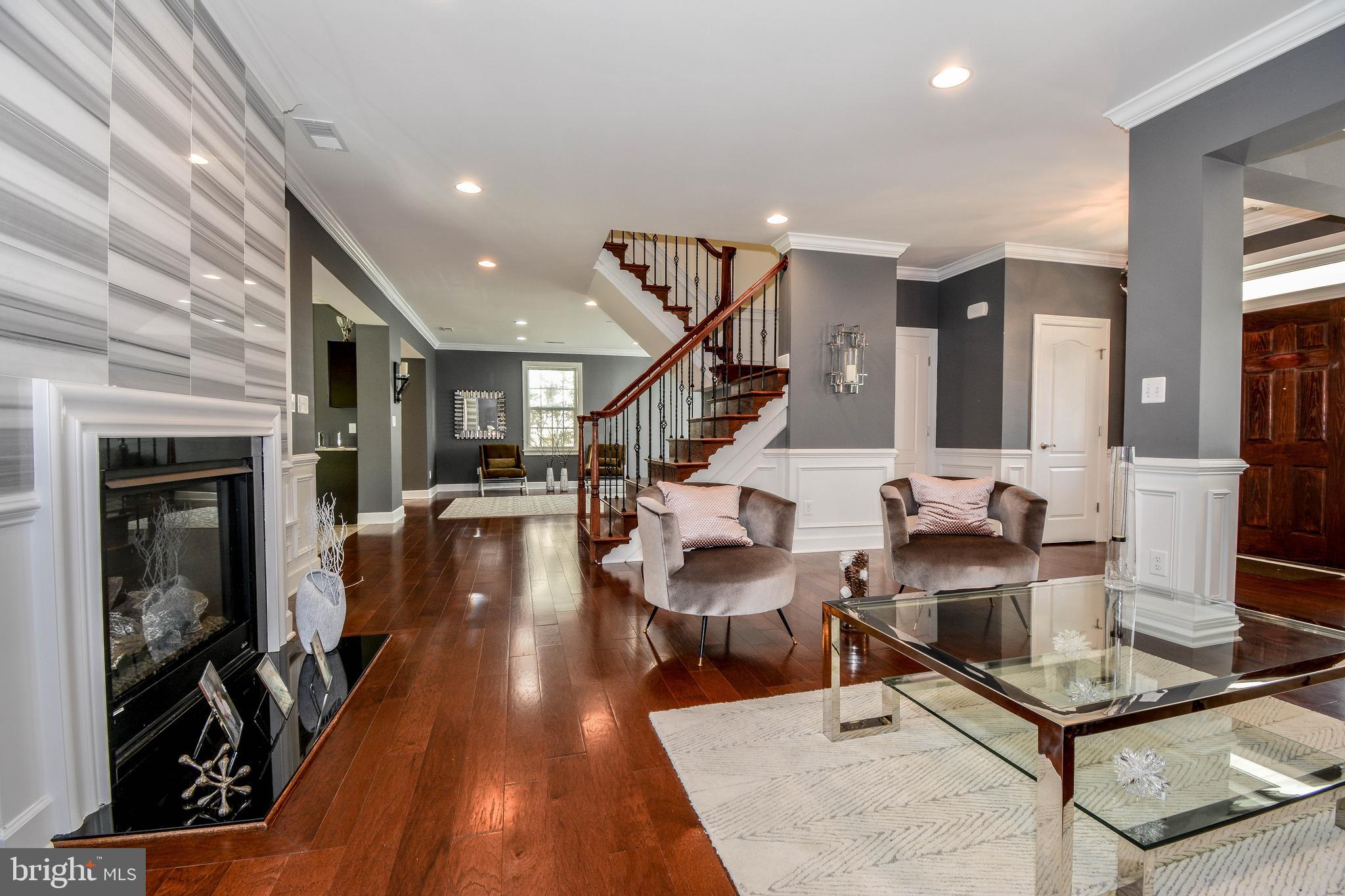 5219 Dalton Road Springfield, VA 22151 - Photo 8 of 46 Family room