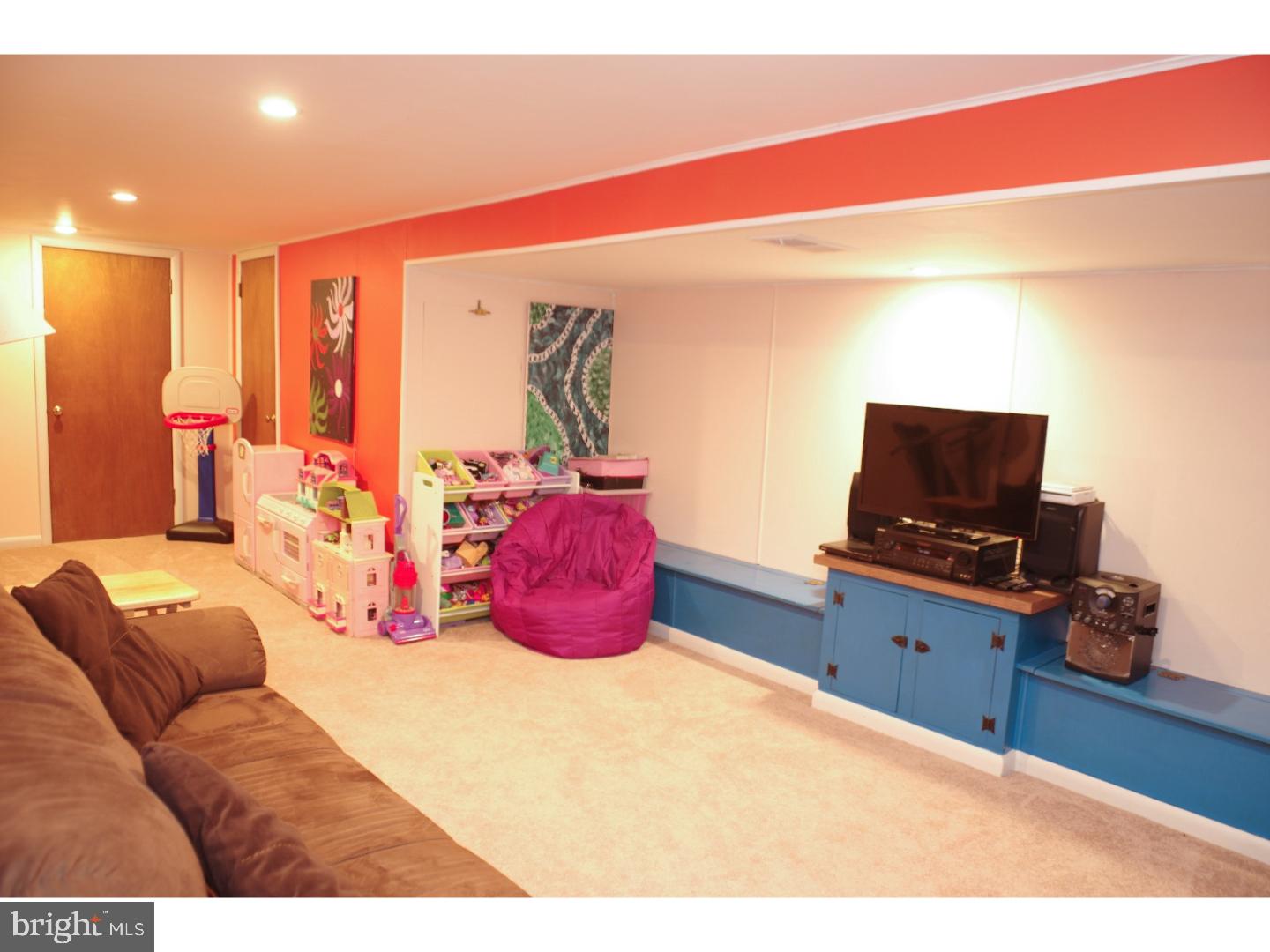 142 Rockglen Road Wynnewood, PA 19096 - Photo 22 of 24