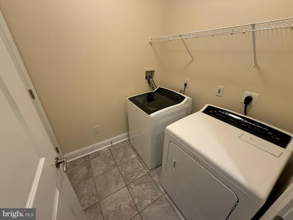 $3,475 | 200 North Sycamore Street, Unit 3I, Newtown, PA 18940