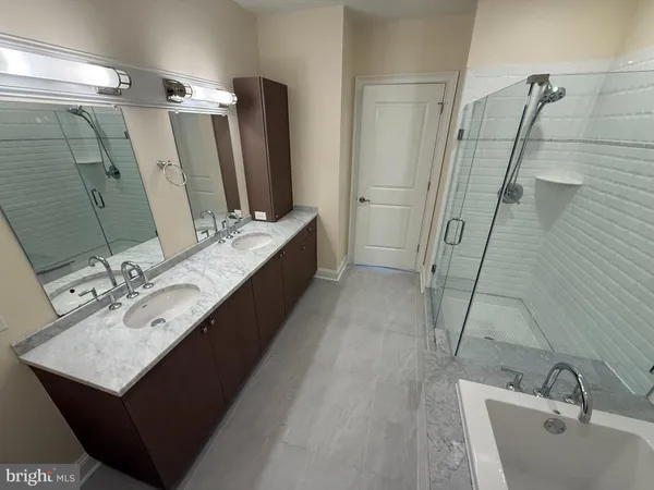 $3,475 | 200 North Sycamore Street, Unit 3I, Newtown, PA 18940
