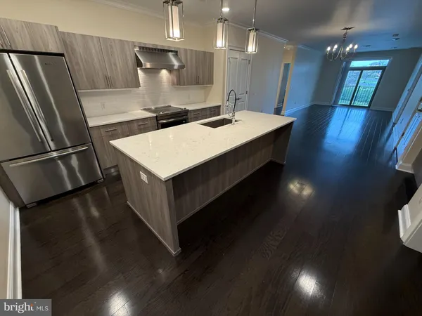 $3,475 | 200 North Sycamore Street, Unit 3I, Newtown, PA 18940