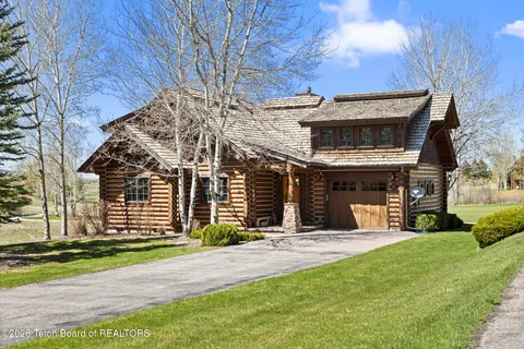 $2,150,000 | 16-17 Blackfoot Trail, Victor, ID 83455