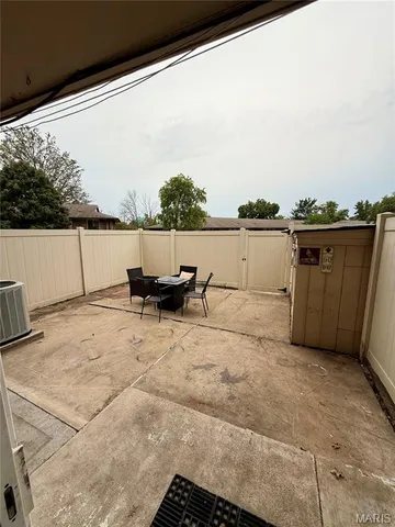 $150,000 | 9030 Villaridge Court, St. Louis, MO 63123