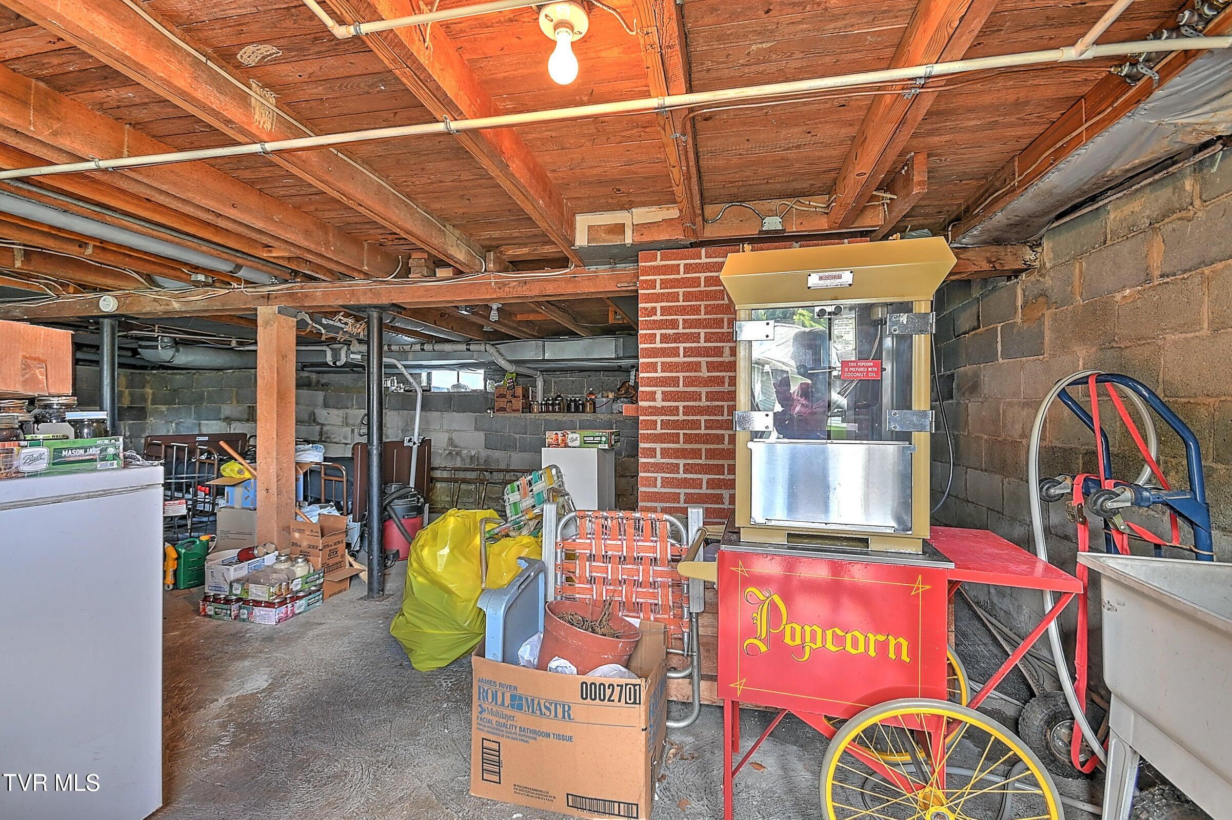 289 Hilton Road Gate City, VA 24251 - Photo 12 of 75 20250424192416207390000000-o