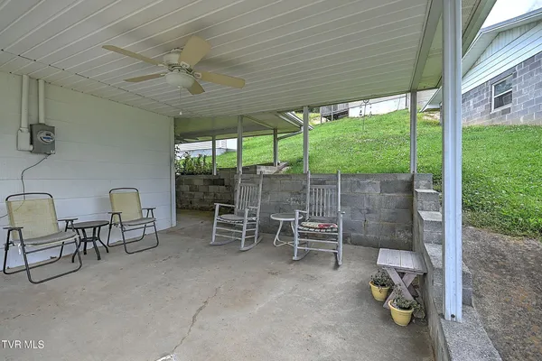 $315,700 | 289 Hilton Road, Gate City, VA 24251