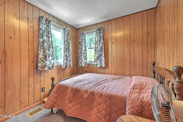 $315,700 | 289 Hilton Road, Gate City, VA 24251