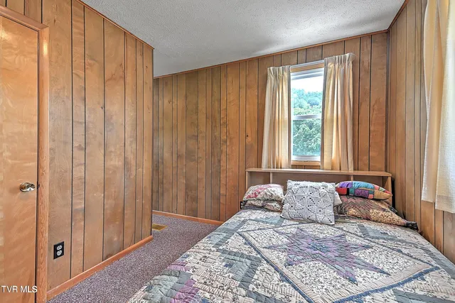 $315,700 | 289 Hilton Road, Gate City, VA 24251