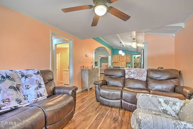 $315,700 | 289 Hilton Road, Gate City, VA 24251