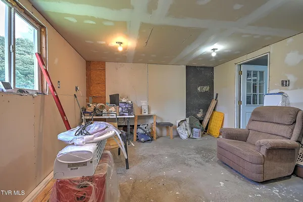 $315,700 | 289 Hilton Road, Gate City, VA 24251