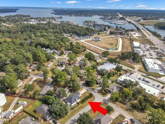 $1,975 | 10486 Twin Circles Drive, Montgomery, TX 77356