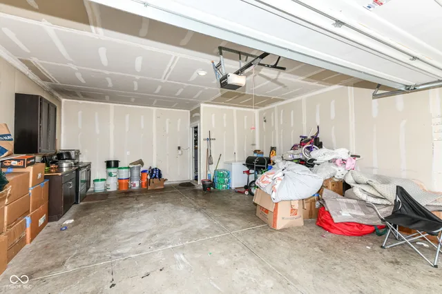 $319,900 | 10950 North Heirloom Drive, Monrovia, IN 46157