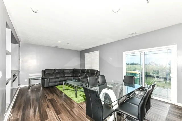 $319,900 | 10950 North Heirloom Drive, Monrovia, IN 46157