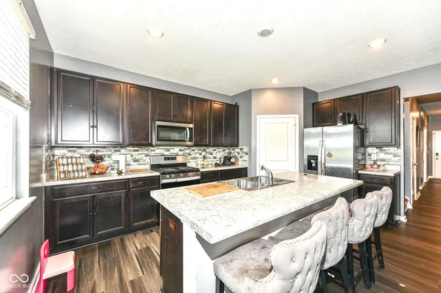 $319,900 | 10950 North Heirloom Drive, Monrovia, IN 46157