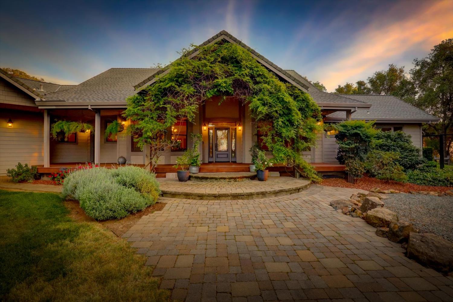 25799 Sweet Road Grass Valley, CA 95949 - Photo 1 of 99
