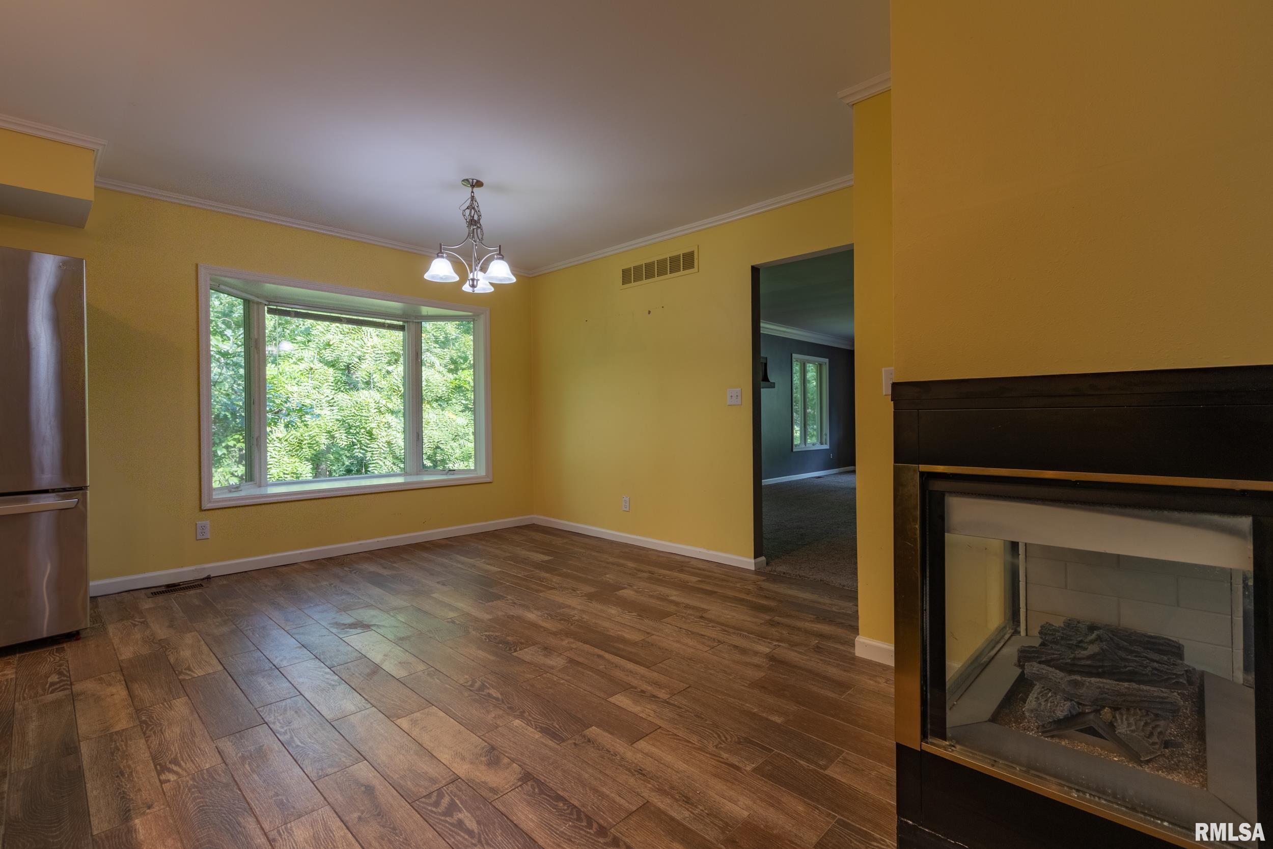 1001 Wigwam Hollow Road Macomb, IL 61455 - Photo 11 of 39