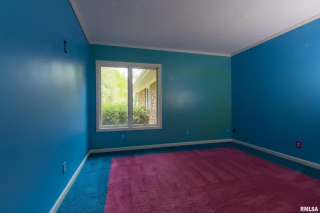 $305,000 | 1001 Wigwam Hollow Road, Macomb, IL 61455