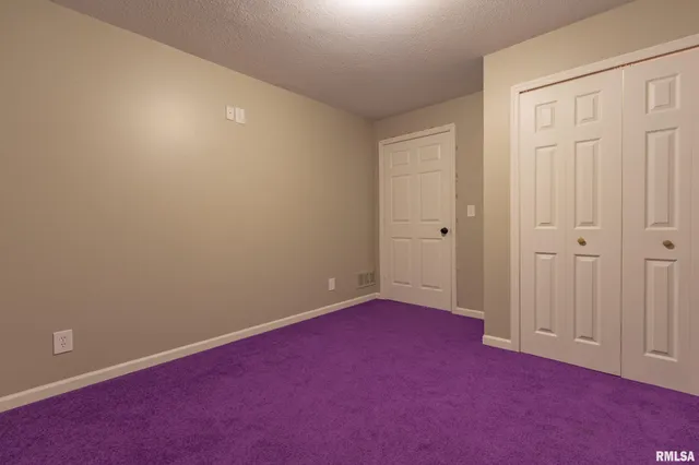 $305,000 | 1001 Wigwam Hollow Road, Macomb, IL 61455