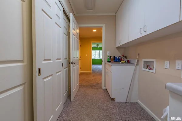 $305,000 | 1001 Wigwam Hollow Road, Macomb, IL 61455