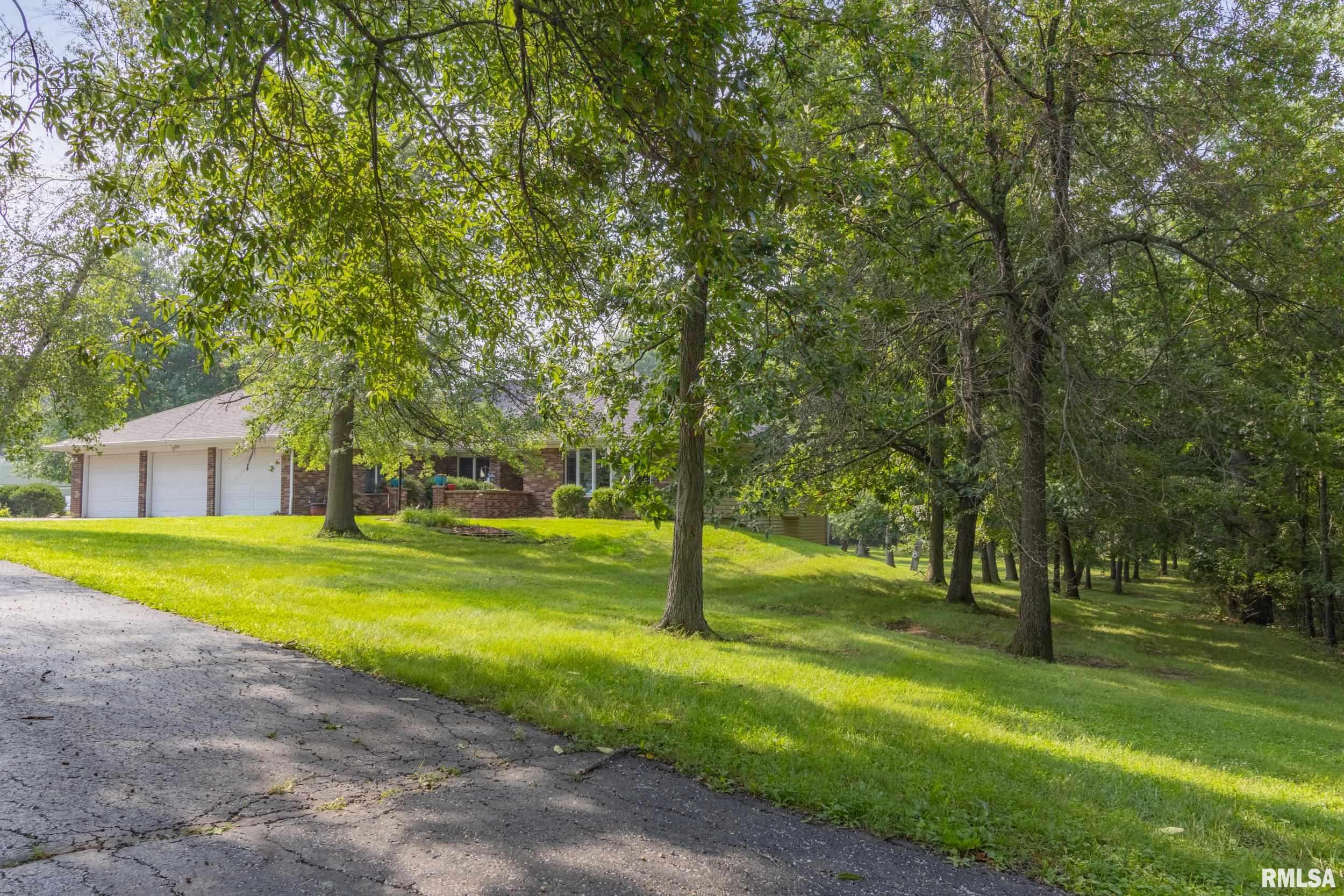 1001 Wigwam Hollow Road Macomb, IL 61455 - Photo 31 of 39