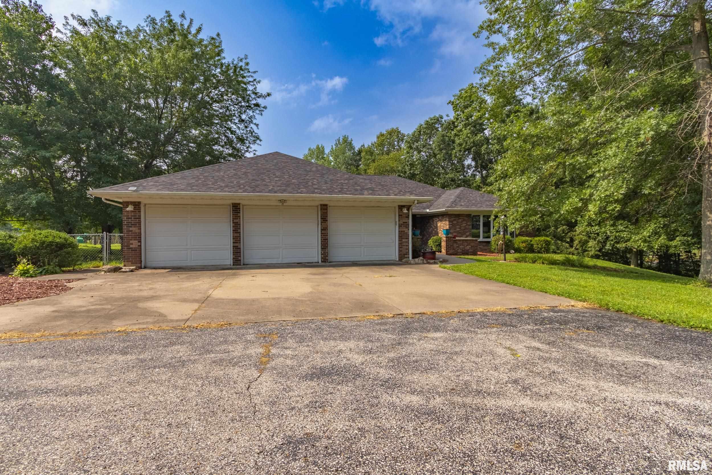 1001 Wigwam Hollow Road Macomb, IL 61455 - Photo 34 of 39