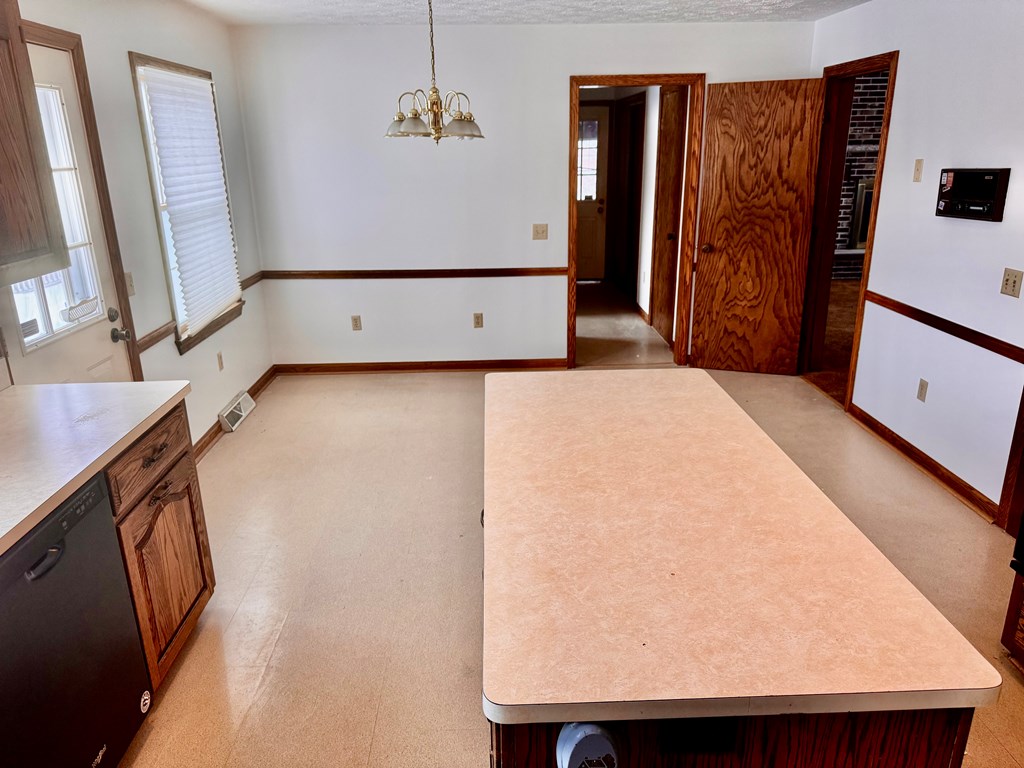 12248 North Perry Road Titusville, PA 16354 - Photo 8 of 51