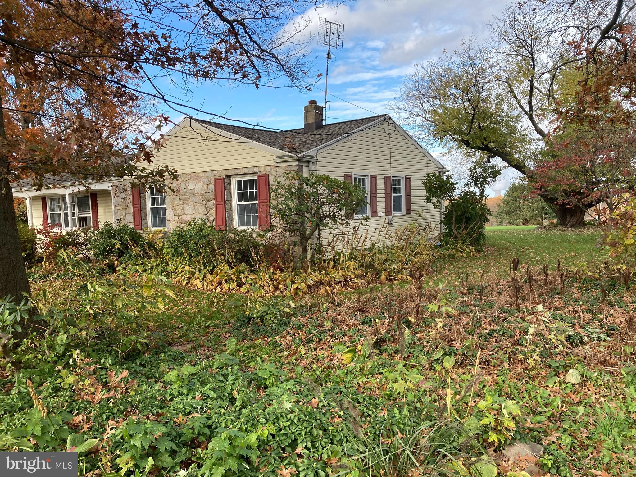 413 Ridge Road Spring City, PA 19475 - Photo 2 of 18 View of SE corner (looking NW)