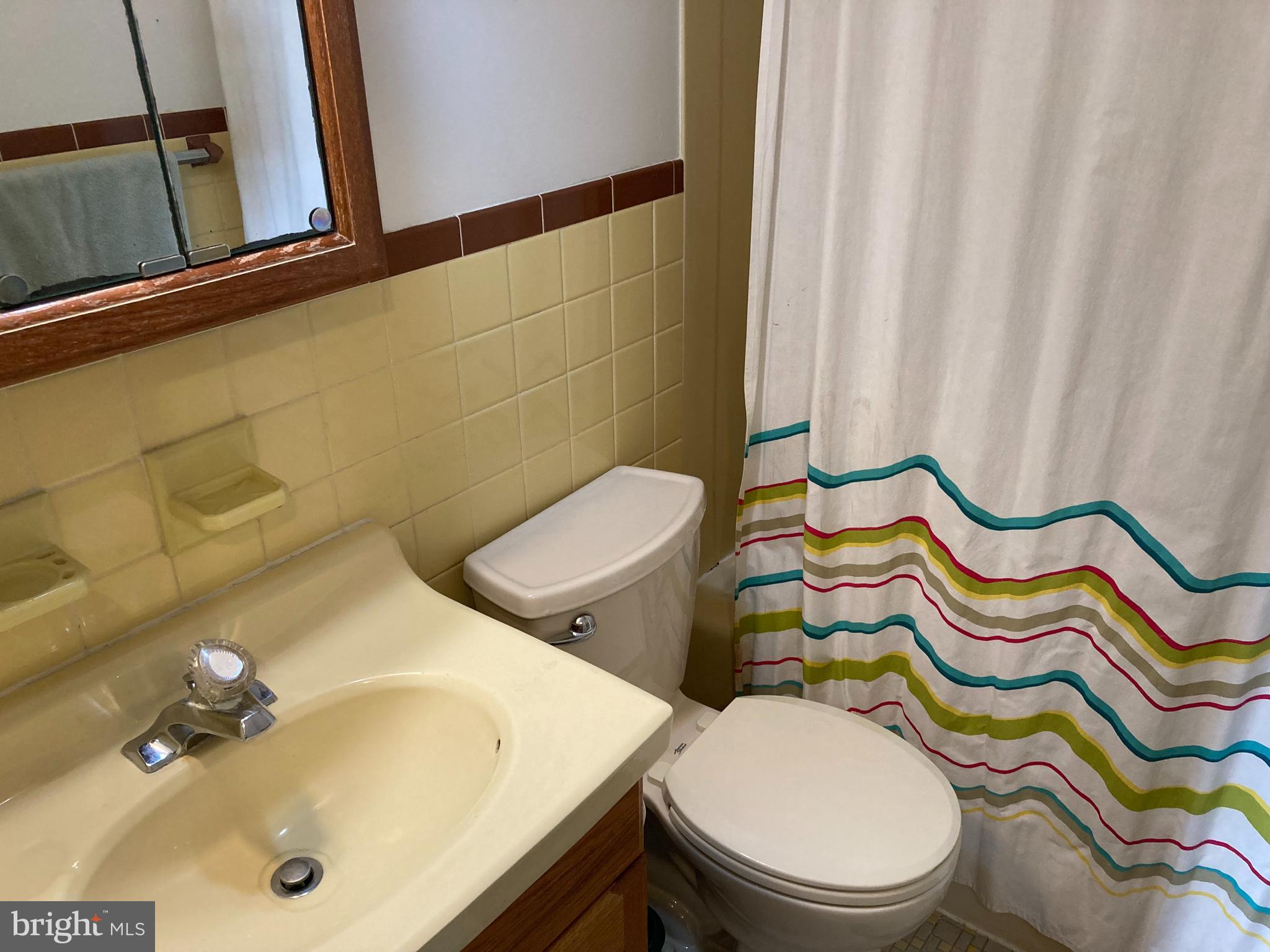 413 Ridge Road Spring City, PA 19475 - Photo 15 of 18 Bath