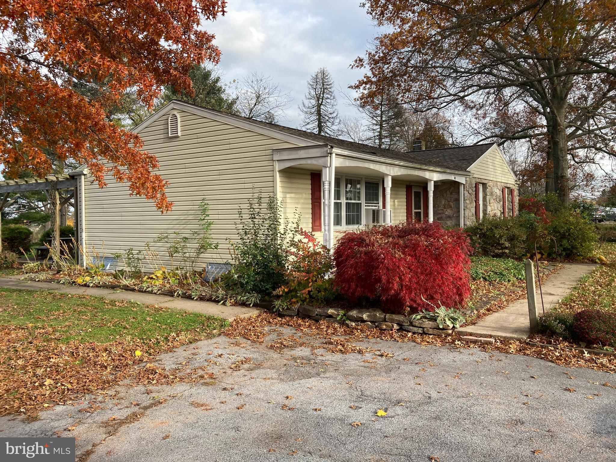 413 Ridge Road Spring City, PA 19475 - Photo 6 of 18 SE View