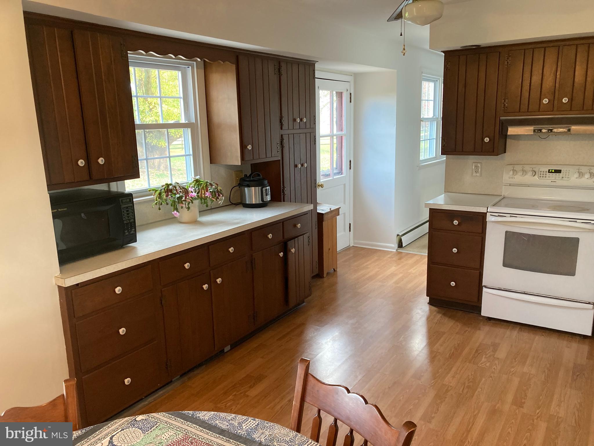 413 Ridge Road Spring City, PA 19475 - Photo 9 of 18 Kitchen