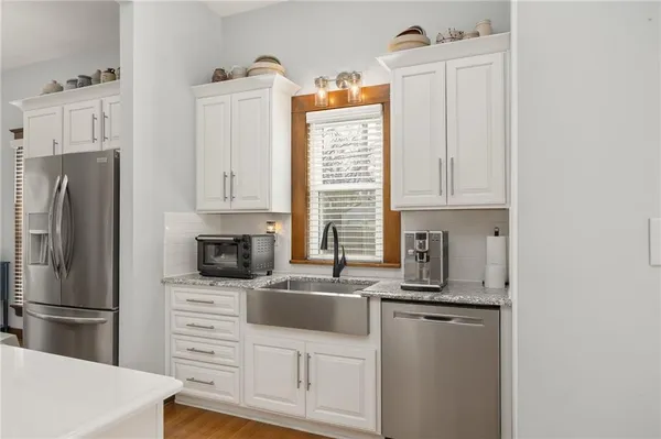 $469,000 | 200 East Berry Street, Hamilton, MO 64644