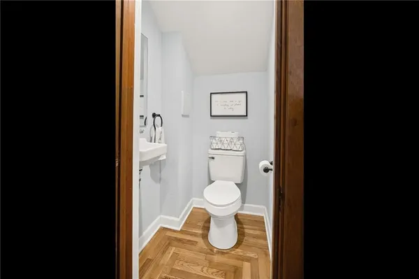 $469,000 | 200 East Berry Street, Hamilton, MO 64644