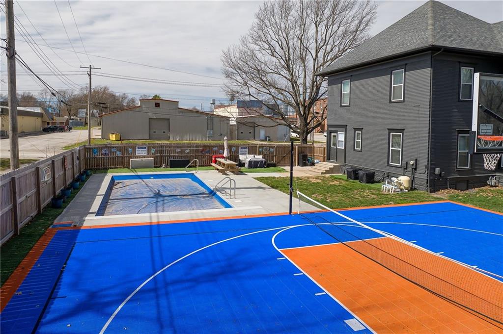 200 East Berry Street Hamilton, MO 64644 - Photo 8 of 54