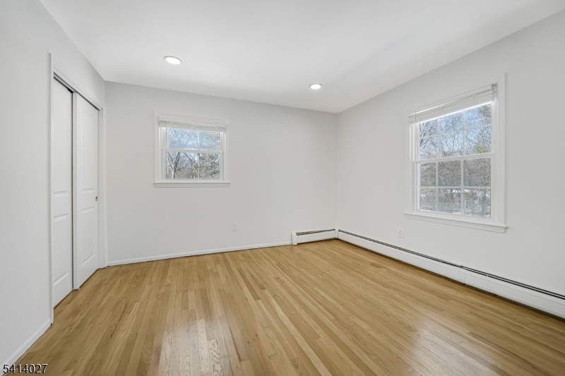 15 Glen Road Parsippany, NJ 07054 - Photo 22 of 33