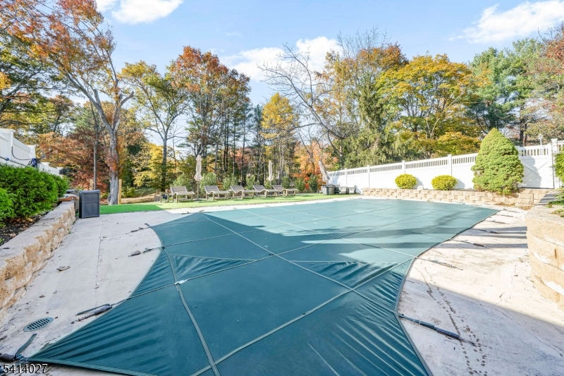 15 Glen Road Parsippany, NJ 07054 - Photo 31 of 33