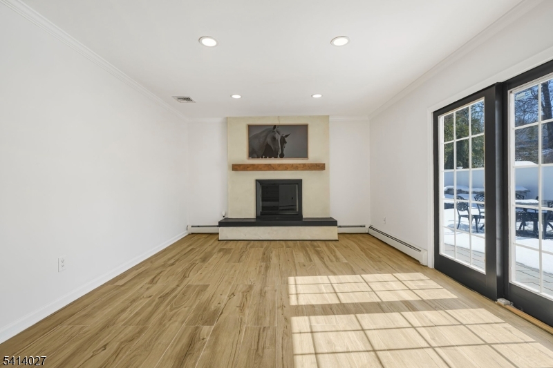 15 Glen Road Parsippany, NJ 07054 - Photo 7 of 33