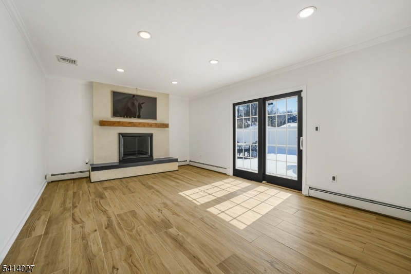 15 Glen Road Parsippany, NJ 07054 - Photo 8 of 33